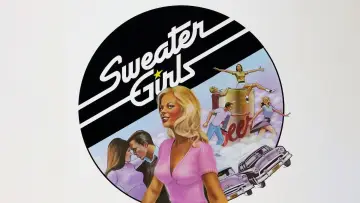 Backdrop to the movie "Sweater Girls" #744357