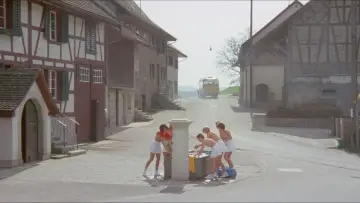 Backdrop to the movie "Six Swedish Girls in Alps" #434111