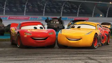 Backdrop to the movie "Cars 3" #603030