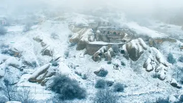 Backdrop to the movie "Winter Sleep" #985818