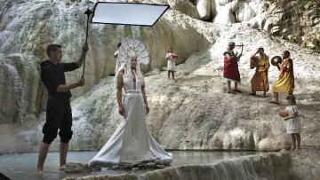 Backdrop to the movie "The Wonders" #461703
