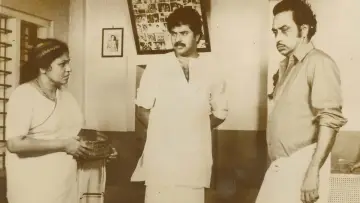 Backdrop to the movie "Thinkalazhcha Nalla Divasam" #1149500