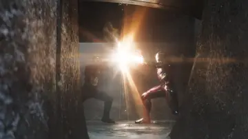 Backdrop to the movie "Captain America: Civil War" #959864