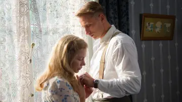 Backdrop to the movie "Suite Française" #1185318