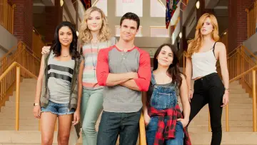 Backdrop to the movie "The DUFF" #722510