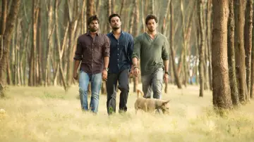 Backdrop to the movie "Koothara" #1150627
