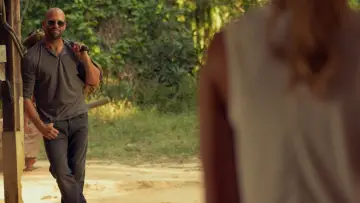 Backdrop to the movie "Mechanic: Resurrection" #672625