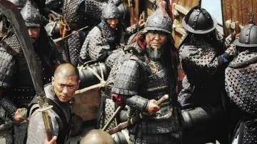 Backdrop to the movie "The Admiral: Roaring Currents" #330893