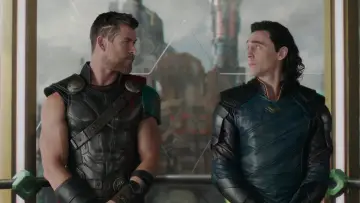 Backdrop to the movie "Thor: Ragnarok" #1216270