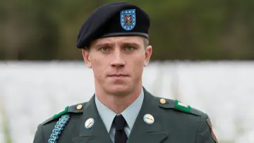 Backdrop to the movie "Billy Lynn