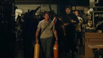 Backdrop to the movie "Lavalantula" #1103740