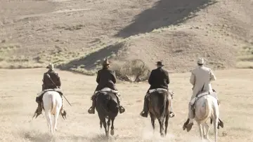 Backdrop to the movie "Bone Tomahawk" #259106
