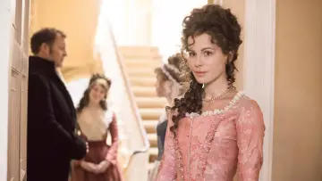 Backdrop to the movie "Love & Friendship" #1001525