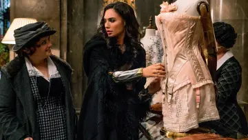 Backdrop to the movie "Wonder Woman" #559661