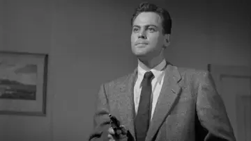 Backdrop to the movie "Shield for Murder" #422463