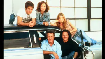 Backdrop to the movie "Moonlight Mile" #1103839
