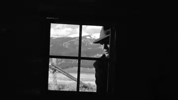Backdrop to the movie "On Dangerous Ground" #1044784
