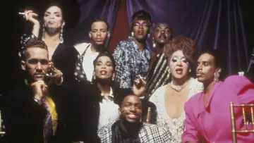 Backdrop to the movie "Paris Is Burning" #386911