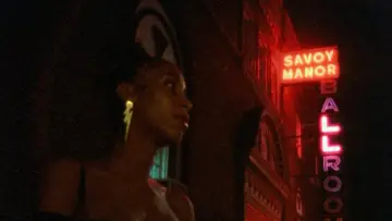 Backdrop to the movie "Paris Is Burning" #870000