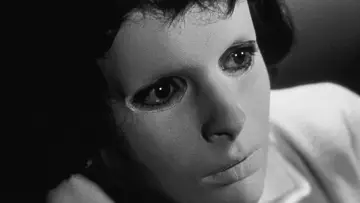 Backdrop to the movie "Eyes Without a Face" #985834