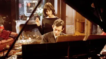 Backdrop to the movie "Gainsbourg: A Heroic Life" #252438