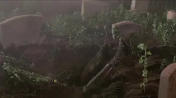 Backdrop to the movie "King Kong Lives" #972628