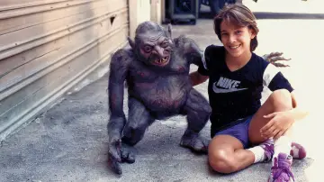 Backdrop to the movie "Troll" #935133