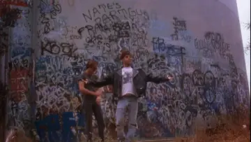 Backdrop to the movie "The Living End" #873669