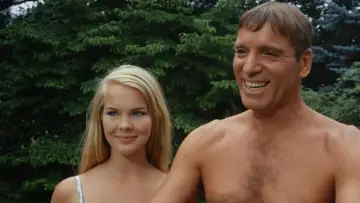 Backdrop to the movie "The Swimmer" #392978