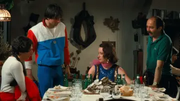 Backdrop to the movie "French Fried Vacation 2" #222546