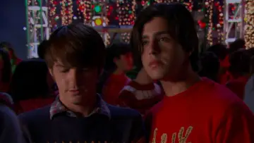 Backdrop to the movie "Merry Christmas, Drake & Josh" #1079038