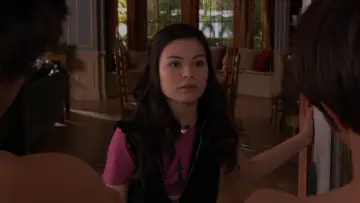 Backdrop to the movie "Merry Christmas, Drake & Josh" #1079056