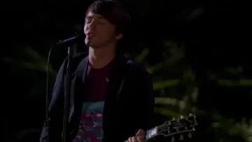 Backdrop to the movie "Merry Christmas, Drake & Josh" #1079086