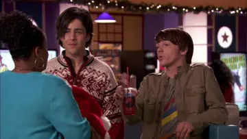 Backdrop to the movie "Merry Christmas, Drake & Josh" #1079144