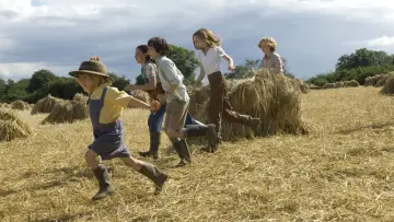 Backdrop to the movie "Nanny McPhee and the Big Bang" #293354