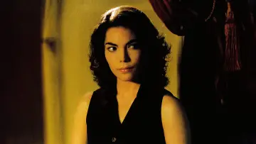 Backdrop to the movie "Secret Things" #1010748