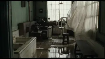 Backdrop to the movie "Cure" #858778