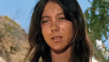 Backdrop to the movie "Walkabout" #897510