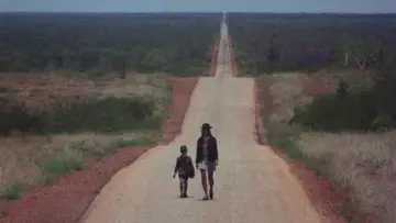 Backdrop to the movie "Walkabout" #897527