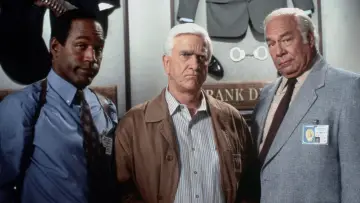 Backdrop to the movie "Naked Gun 33⅓: The Final Insult" #324009