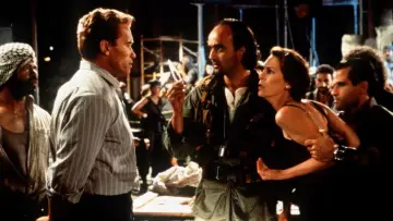 Backdrop to the movie "True Lies" #618672