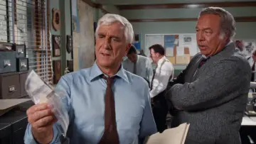 Backdrop to the movie "The Naked Gun: From the Files of Police Squad!" #637907