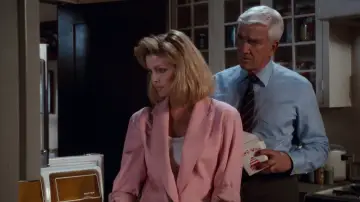 Backdrop to the movie "The Naked Gun: From the Files of Police Squad!" #965422