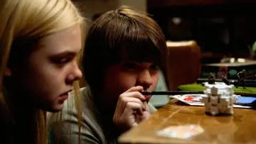 Backdrop to the movie "Super 8" #639168
