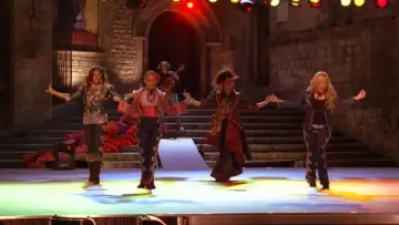 Backdrop to the movie "The Cheetah Girls 2" #1000048