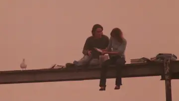 Backdrop to the movie "It