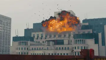 Backdrop to the movie "Skyfall" #1198069