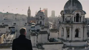 Backdrop to the movie "Skyfall" #1198070