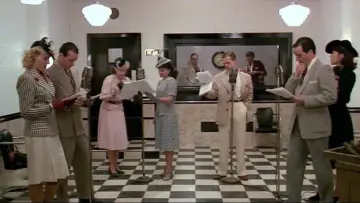 Backdrop to the movie "Radio Days" #244586