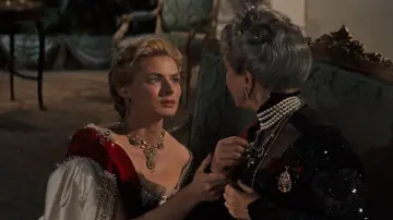 Backdrop to the movie "Anastasia" #391827
